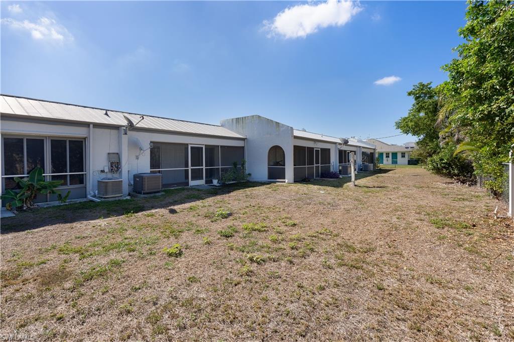 PLAZA COUNTRY BLVD CONDO - Residential