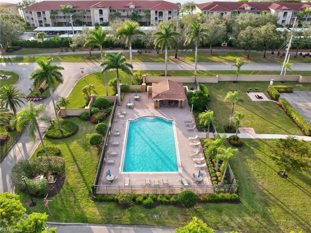 HUNTINGTON LAKES - Residential