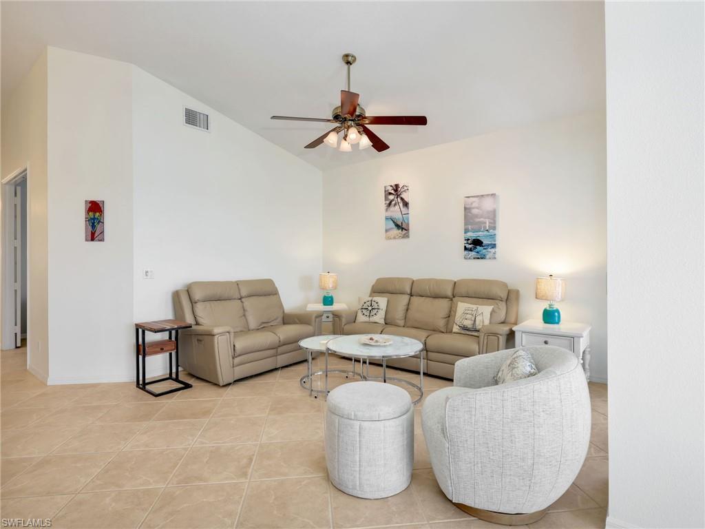 HUNTINGTON LAKES - Residential