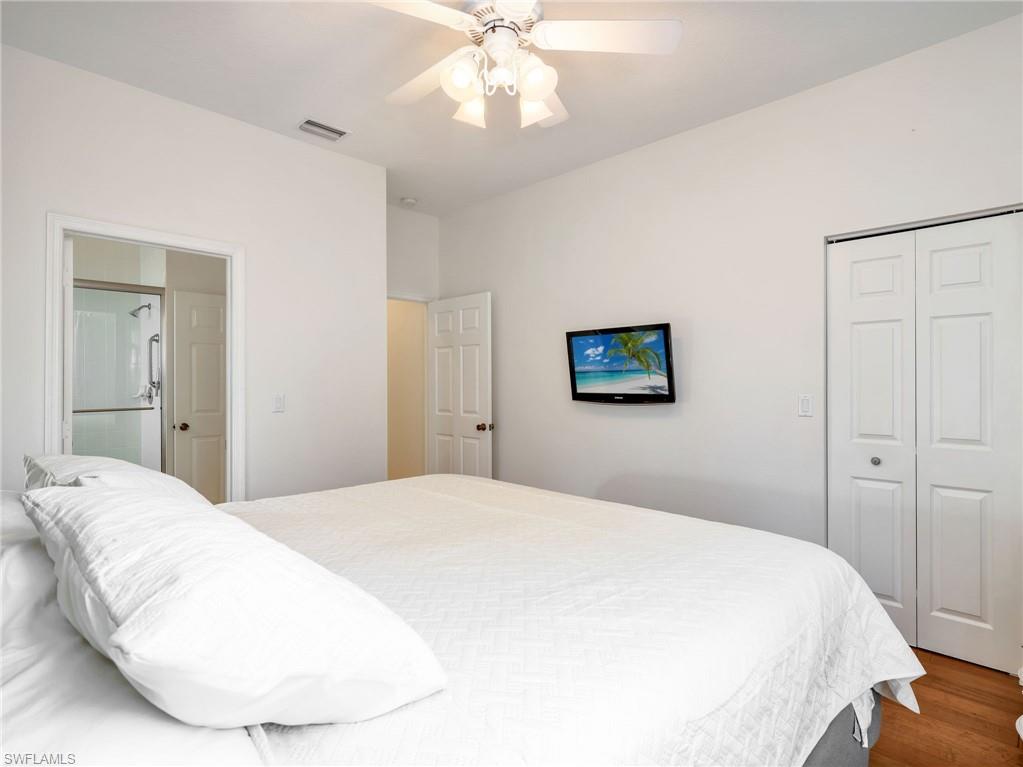 HUNTINGTON LAKES - Residential