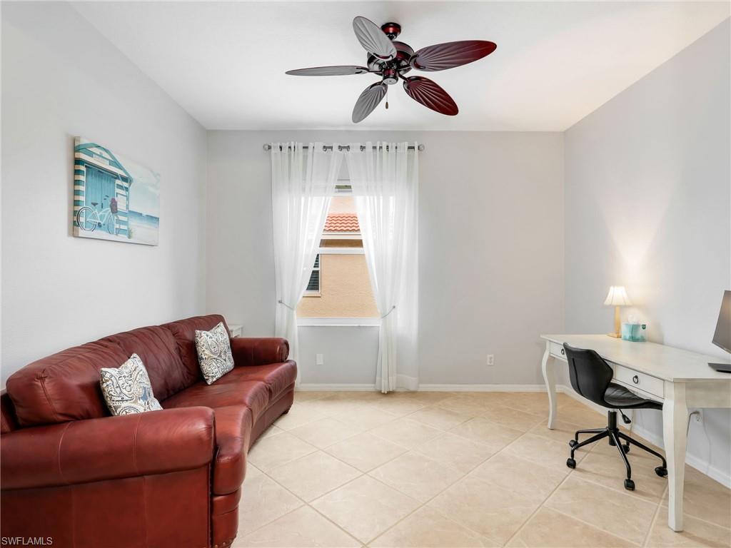 HUNTINGTON LAKES - Residential