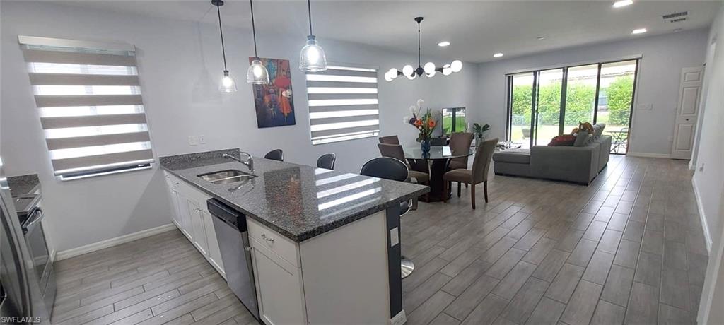 MAPLE RIDGE - Residential