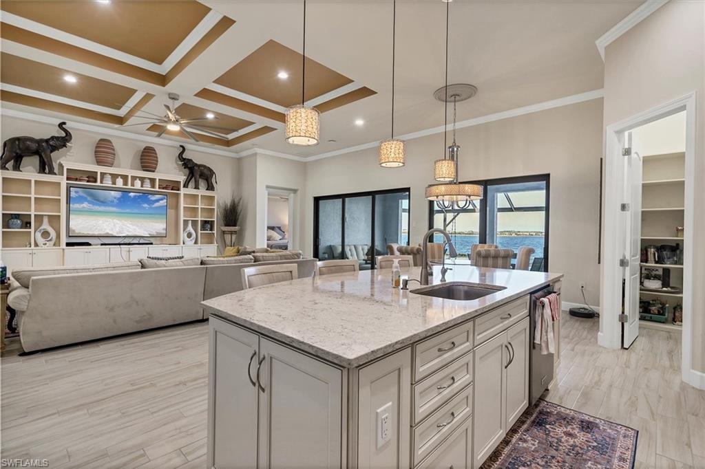 CORKSCREW SHORES - Residential