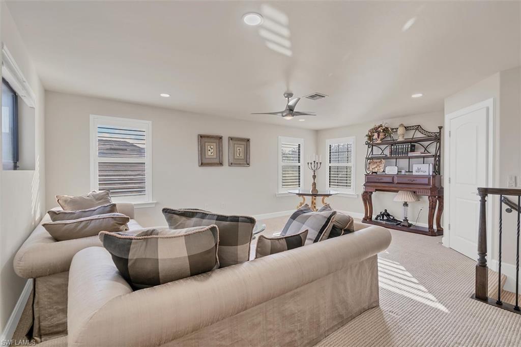 CORKSCREW SHORES - Residential