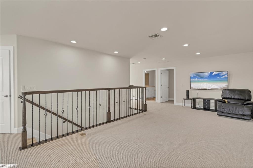 CORKSCREW SHORES - Residential