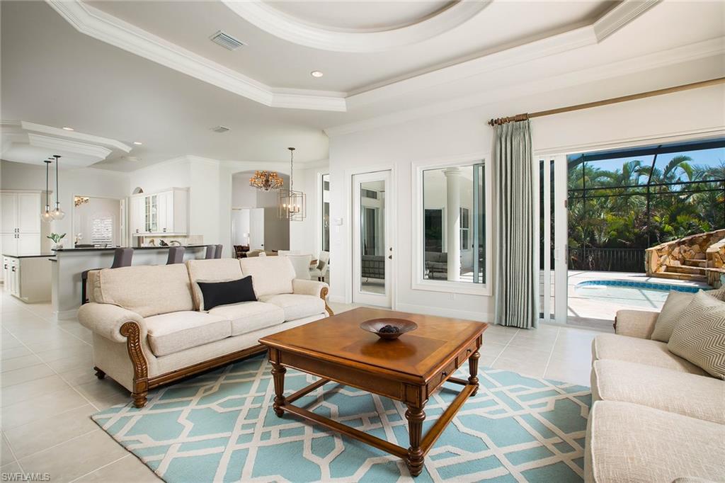 AQUALANE SHORES - Residential