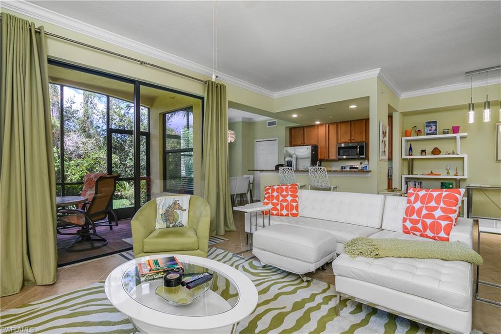 VENEZIA - Residential Lease