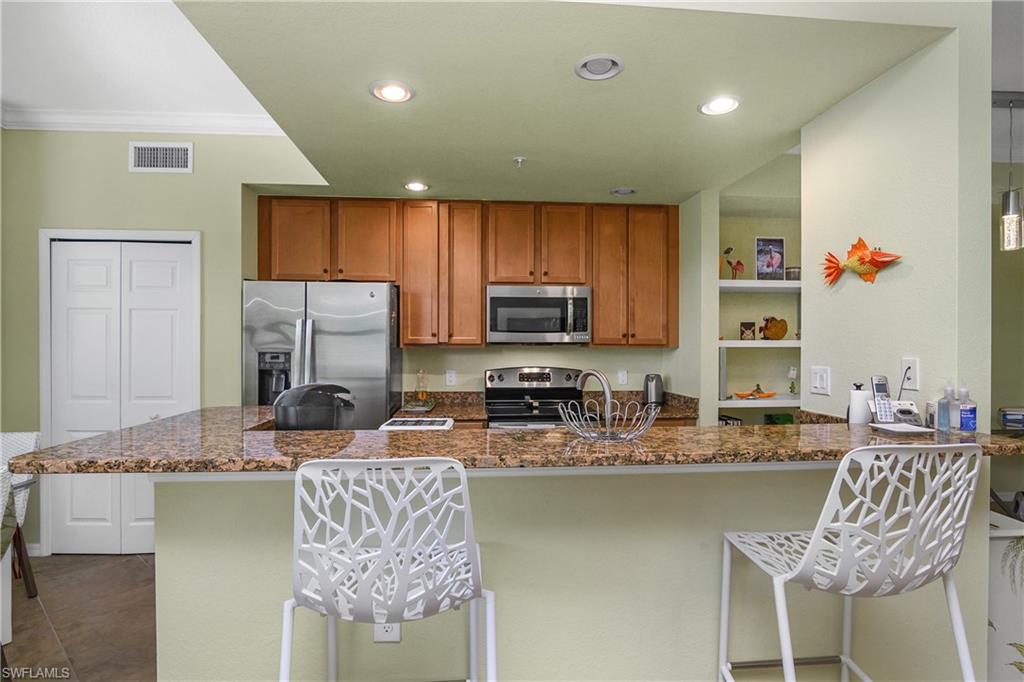 VENEZIA - Residential Lease