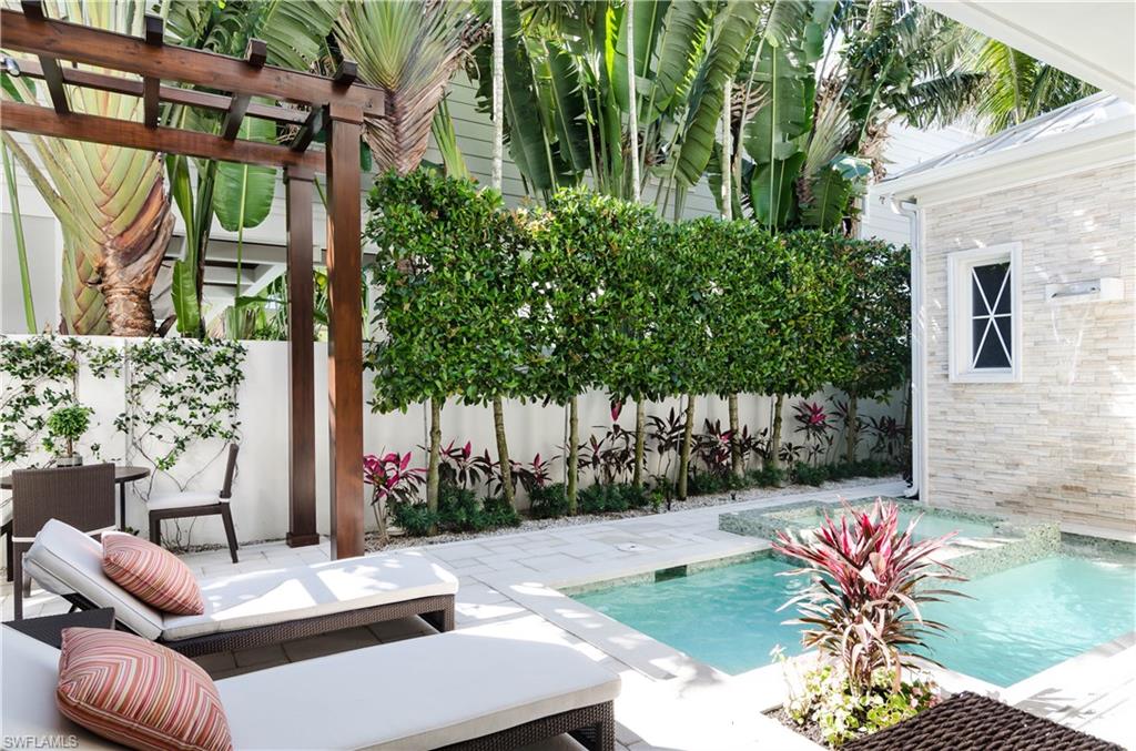 OLDE NAPLES - Residential