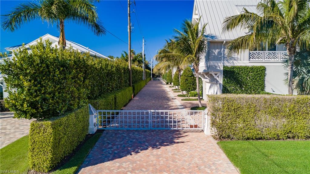 OLDE NAPLES - Residential