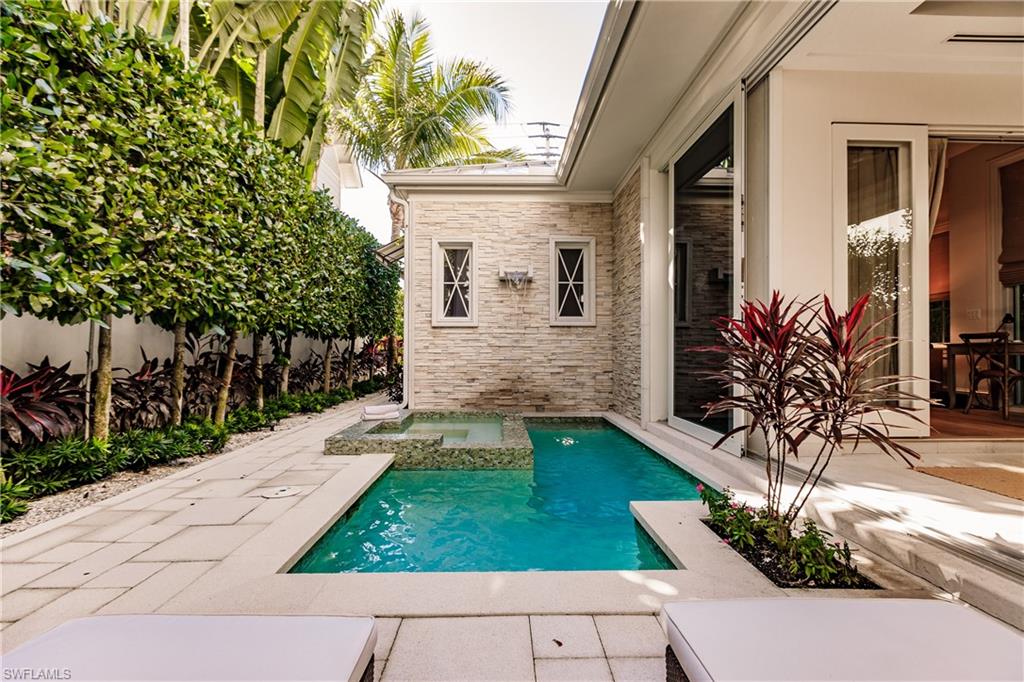 OLDE NAPLES - Residential