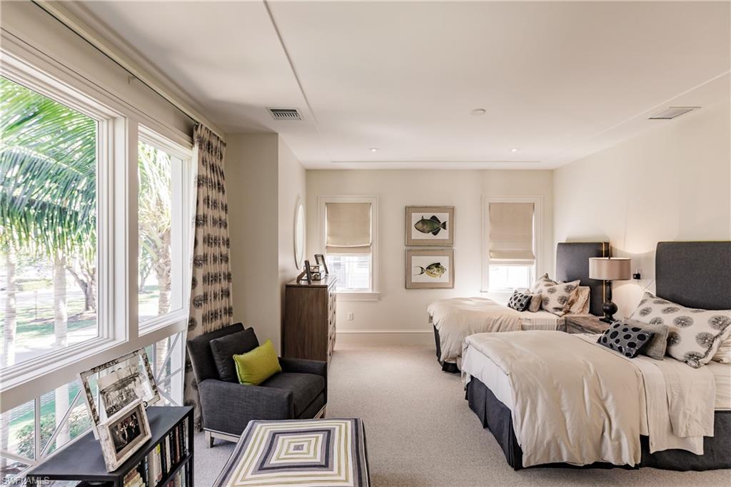 OLDE NAPLES - Residential