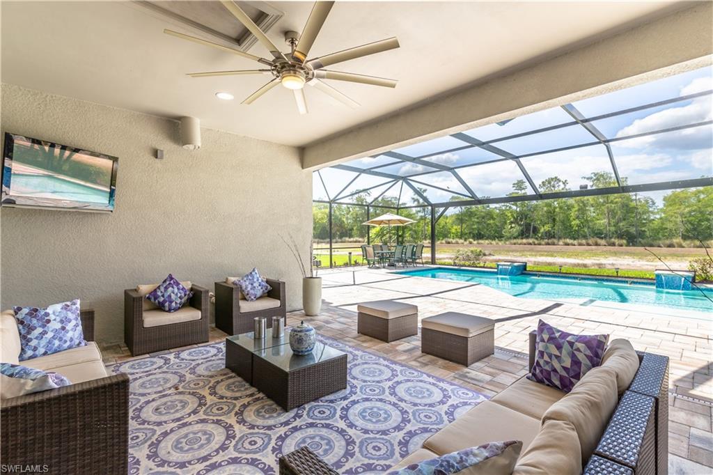 WINDING CYPRESS - Residential