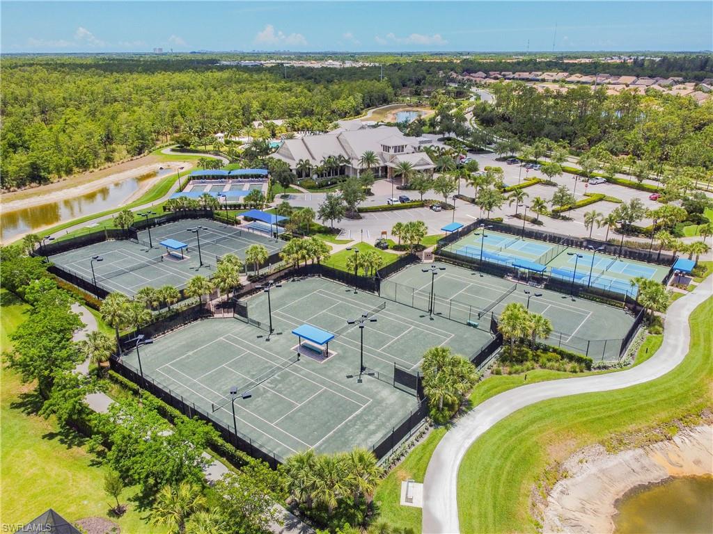 WINDING CYPRESS - Residential