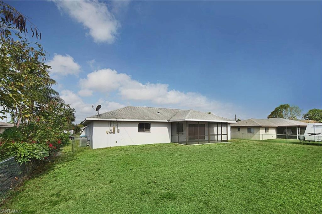 CAPE CORAL - Residential