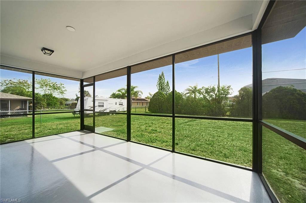 CAPE CORAL - Residential