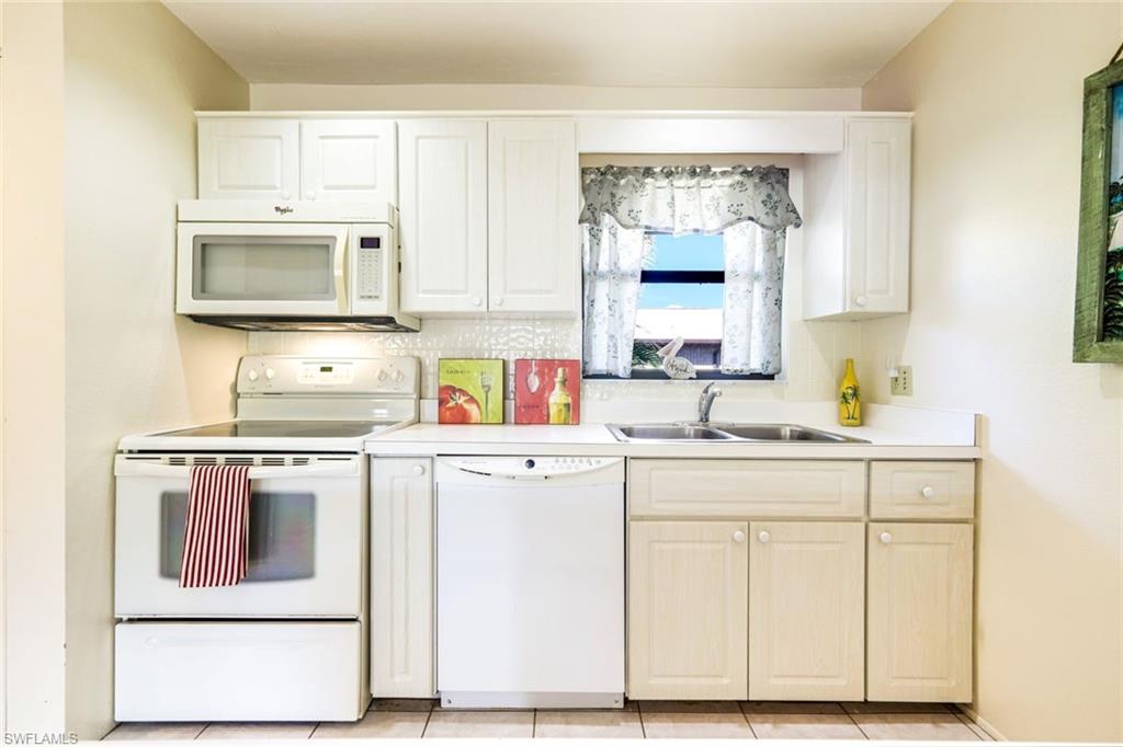 BLIND PASS CONDO - Residential