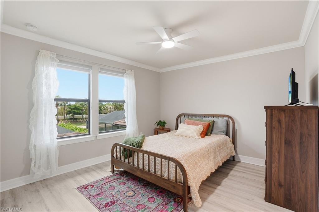 AVERY SQUARE - Residential