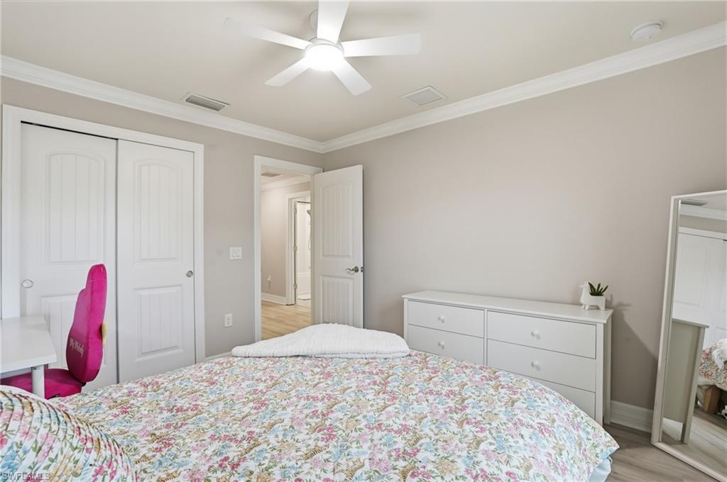 AVERY SQUARE - Residential