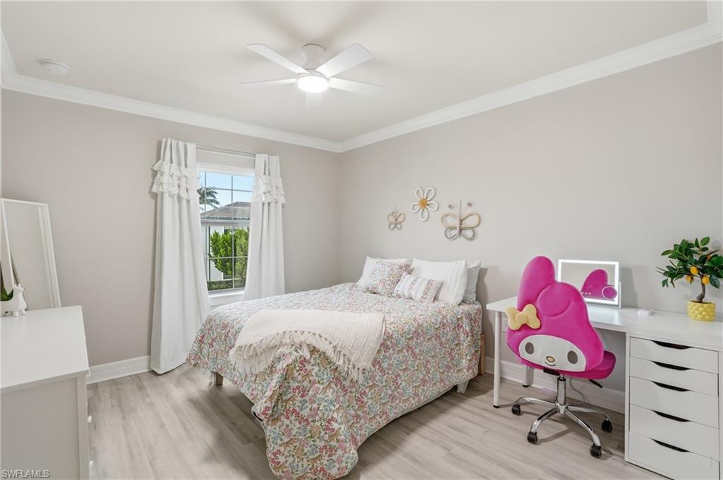 AVERY SQUARE - Residential