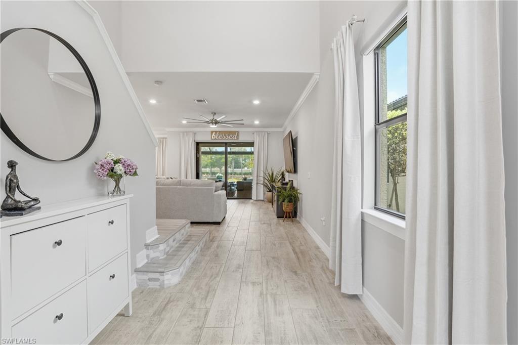 AVERY SQUARE - Residential