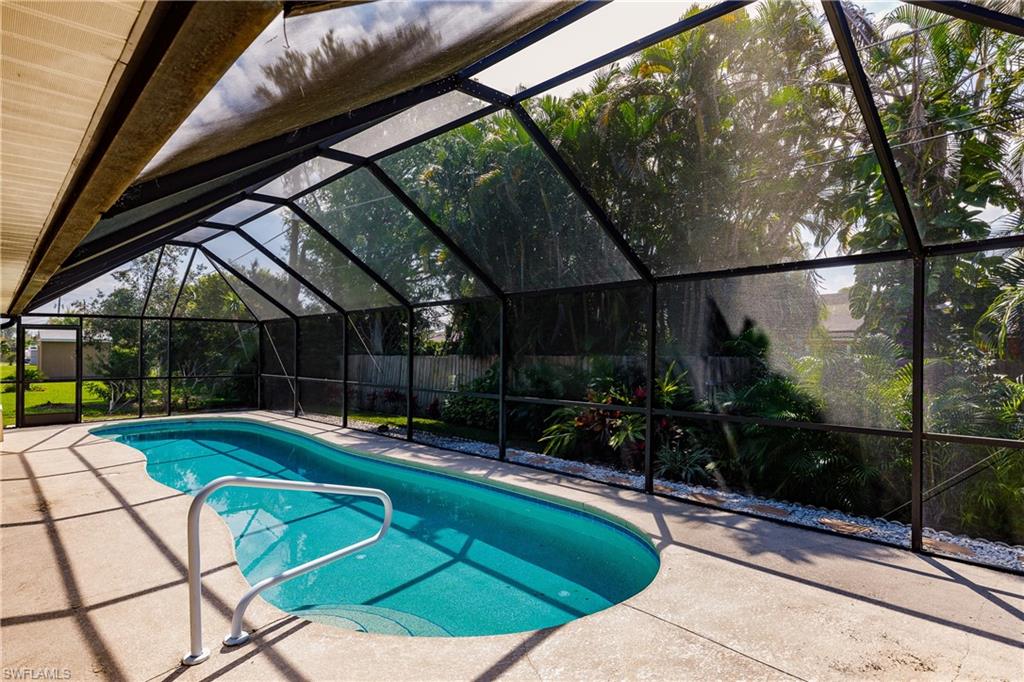 WILLOUGHBY ACRES - Residential