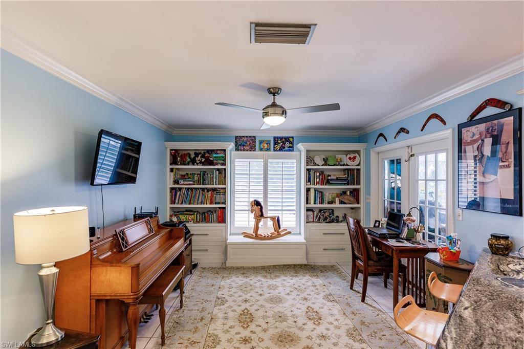 WILLOUGHBY ACRES - Residential