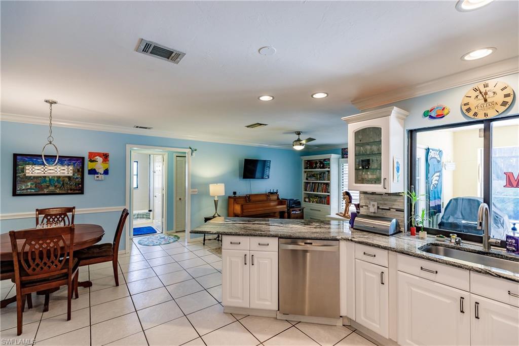 WILLOUGHBY ACRES - Residential