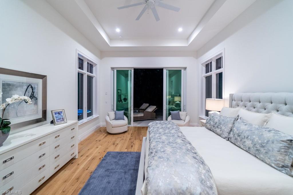 MOORINGS - Residential