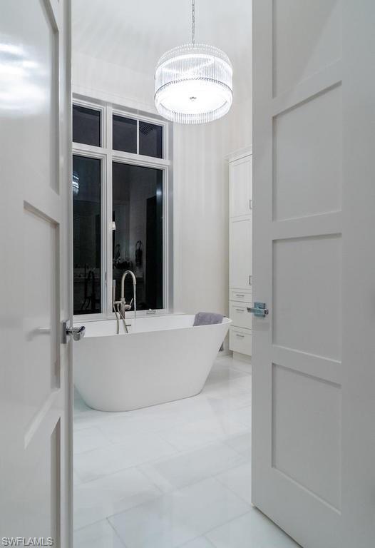 MOORINGS - Residential