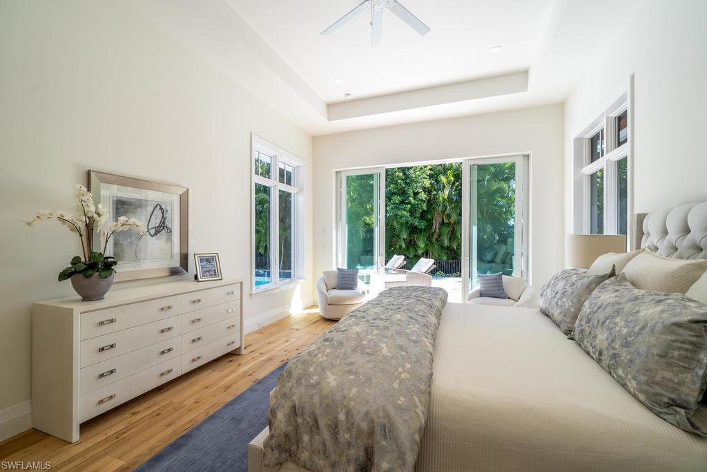 MOORINGS - Residential