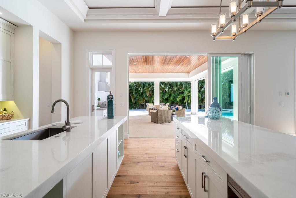 MOORINGS - Residential