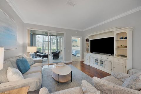 8267 Parkstone PL 102 NAPLES FL 34120