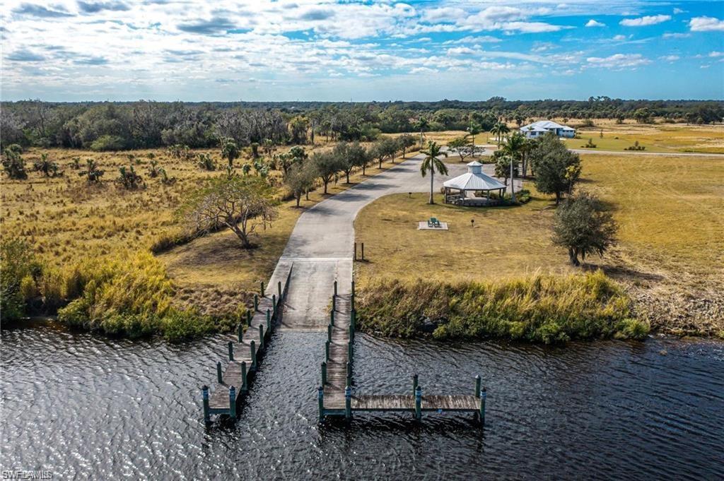 CALOOSA PRESERVE - Land