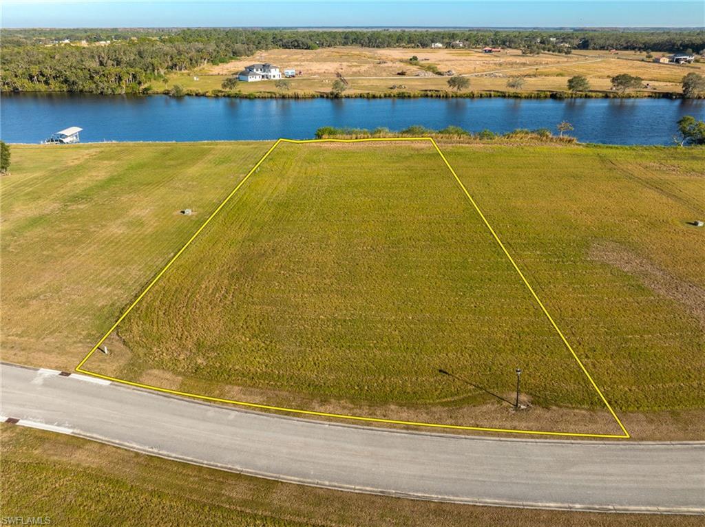 CALOOSA PRESERVE - Land