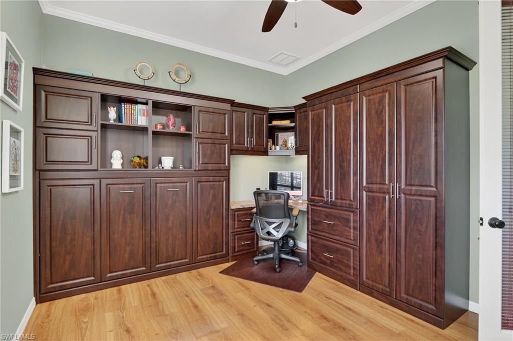 GOLDEN GATE ESTATES - Residential