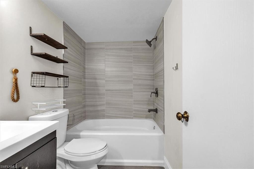 PINEWOOD SOUTH CONDO - Residential