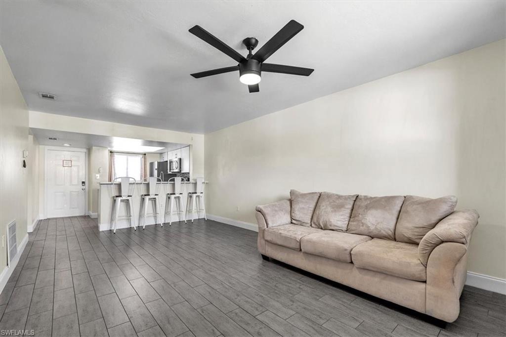 PINEWOOD SOUTH CONDO - Residential