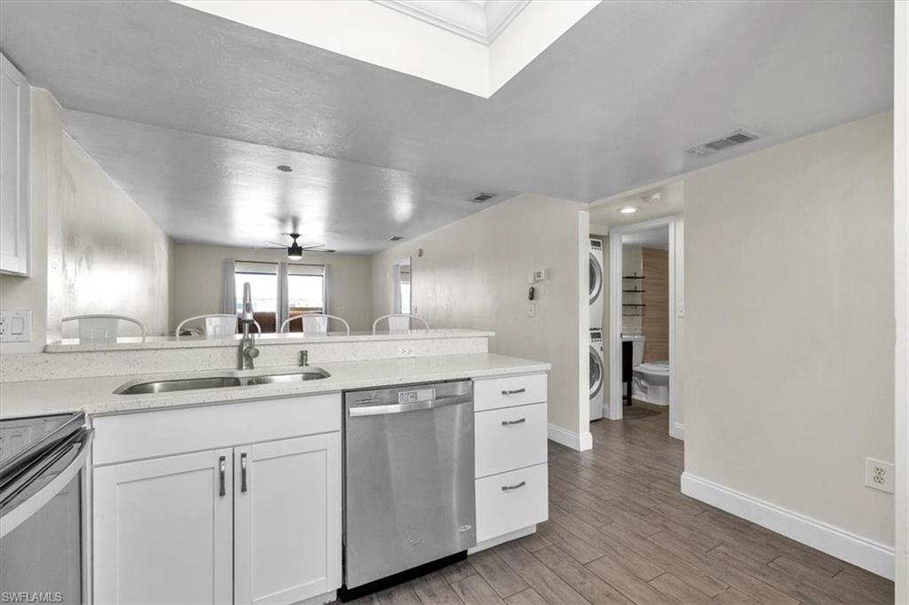 PINEWOOD SOUTH CONDO - Residential