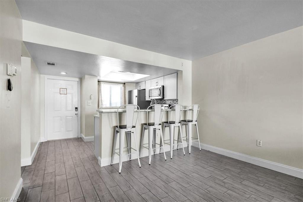 PINEWOOD SOUTH CONDO - Residential