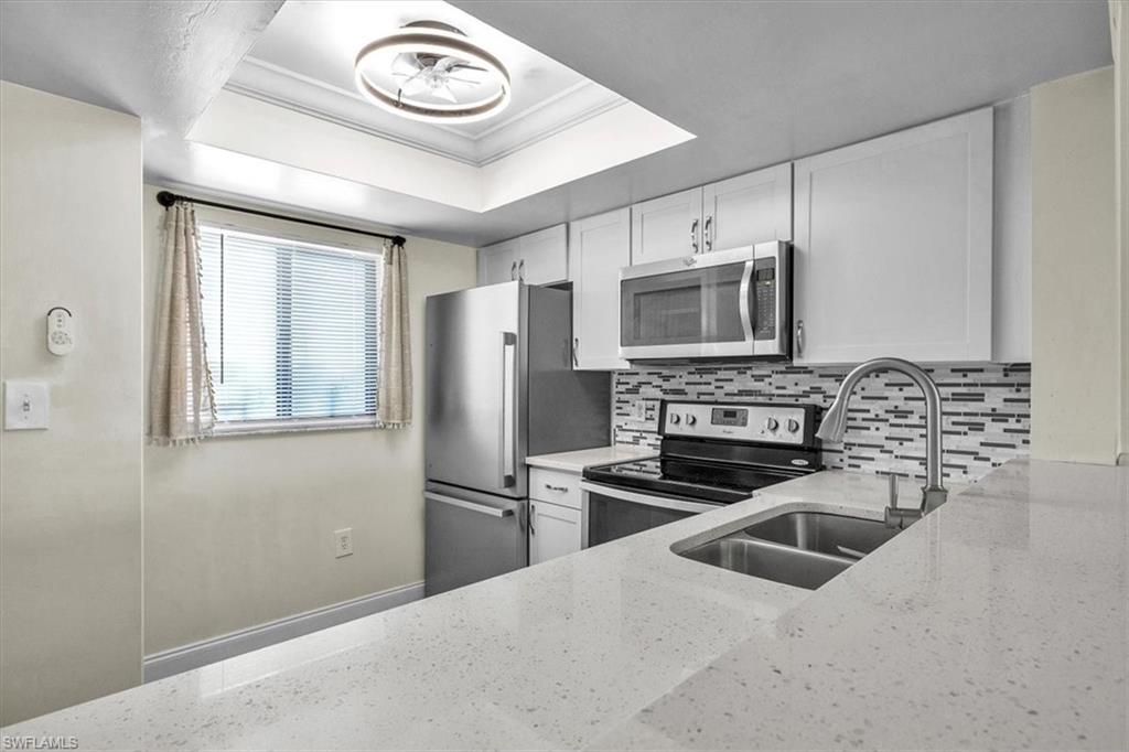 PINEWOOD SOUTH CONDO - Residential