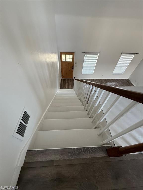 HEIGHLAND VILLA - Residential