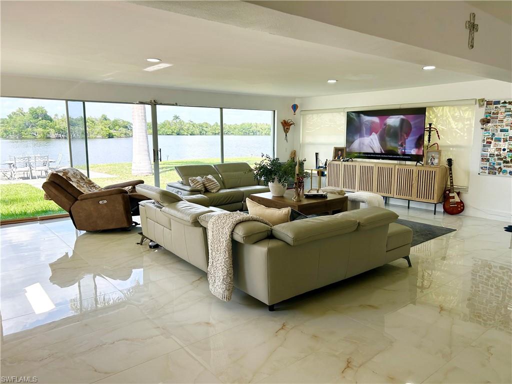 MORSE SHORES - Residential Lease