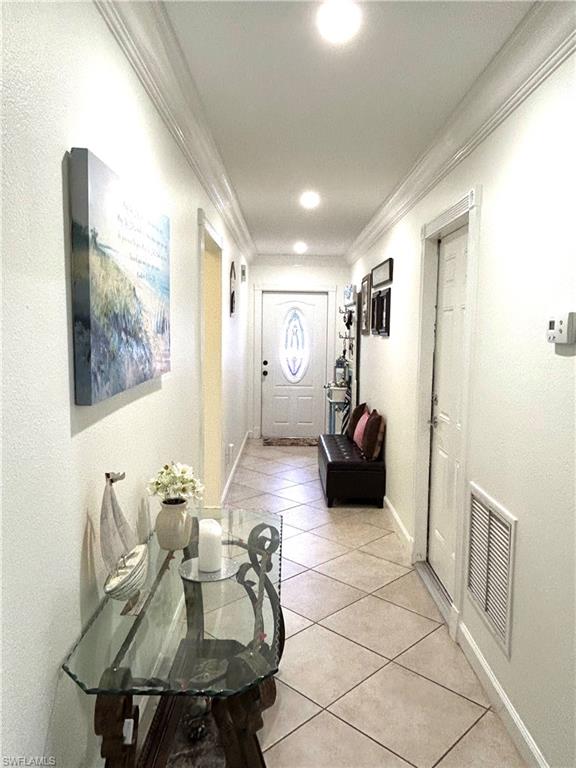 NAPLES MANOR - Residential