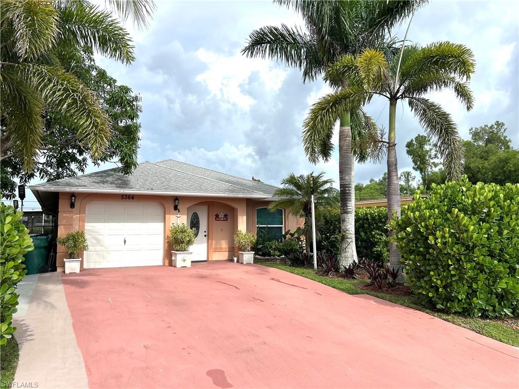 NAPLES MANOR - Residential