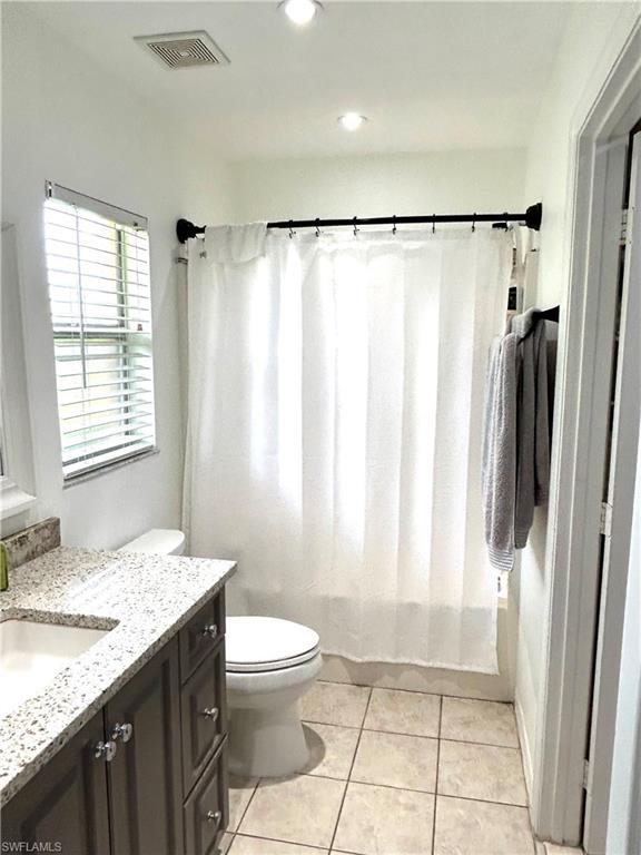 NAPLES MANOR - Residential