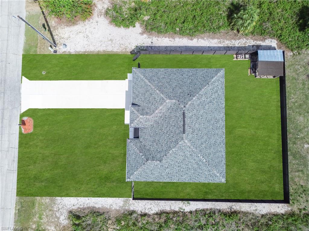 BANYAN VILLAGE - Residential