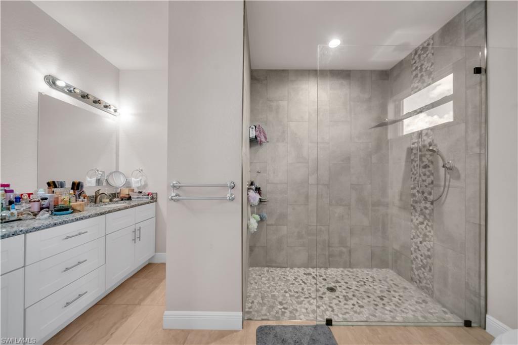 BANYAN VILLAGE - Residential