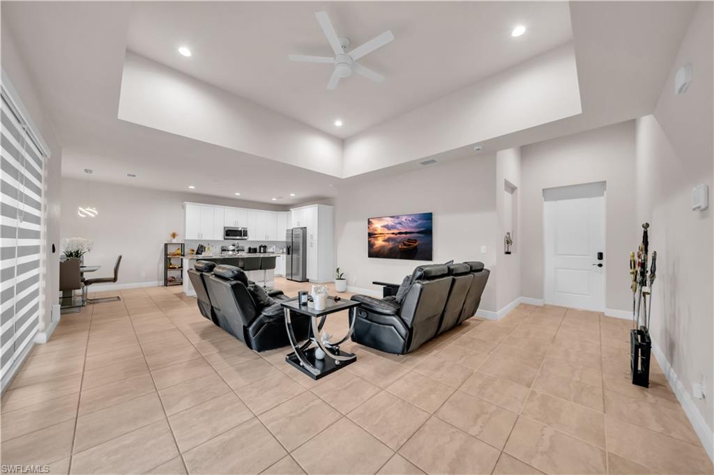 BANYAN VILLAGE - Residential