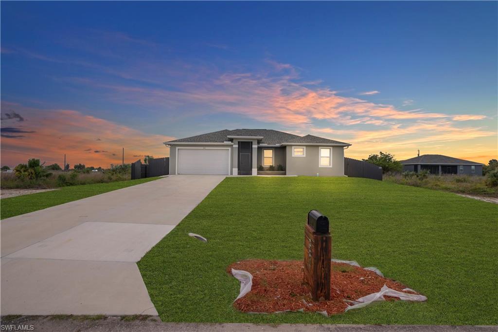 BANYAN VILLAGE - Residential